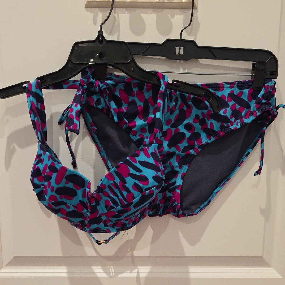 Victoria's Secret Blue and Pink Patterned Bikini